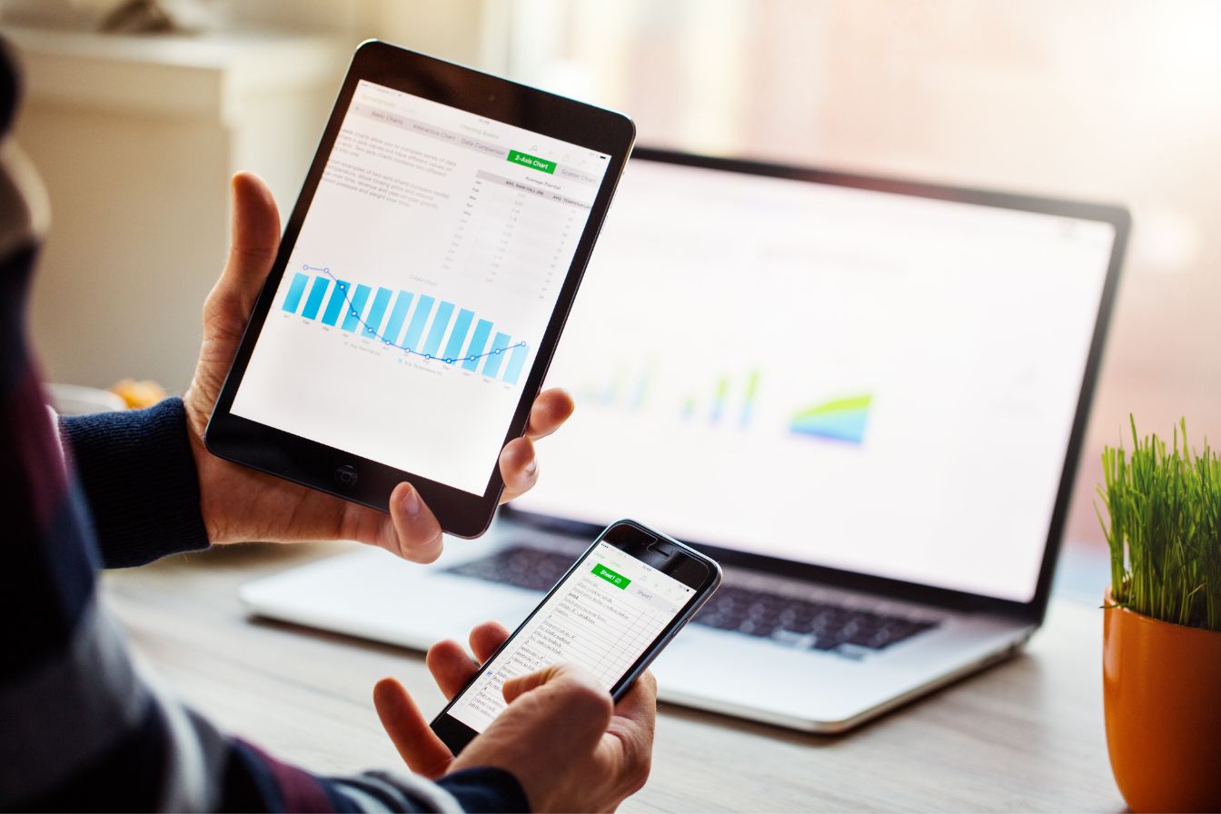 Guide pratique : construire une cabane de jardin soi-même facilement